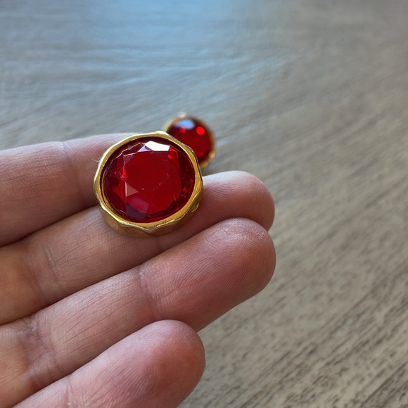 Red Rhinestone 1990’s earrings - Picture 2 of 3